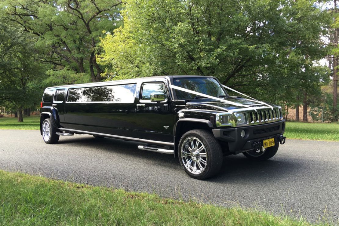 hummer limousine travel rock